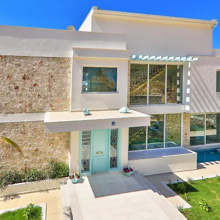 Bella Mare Magnificent Ultra Luxury Villa