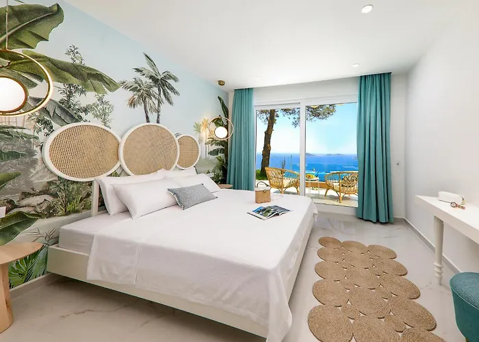 Bella Mare Magnificent Ultra Luxury *